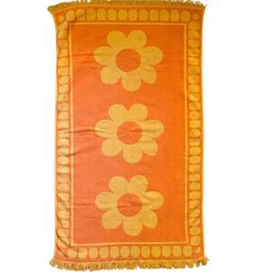 Rare & Groovy Vintage Cannon Orange Flower Power Bath Towel